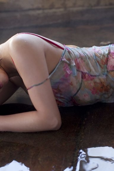 “开元体育”女孩加班熬夜变“大妈” 给谁敲响警钟(图2) 开元体育